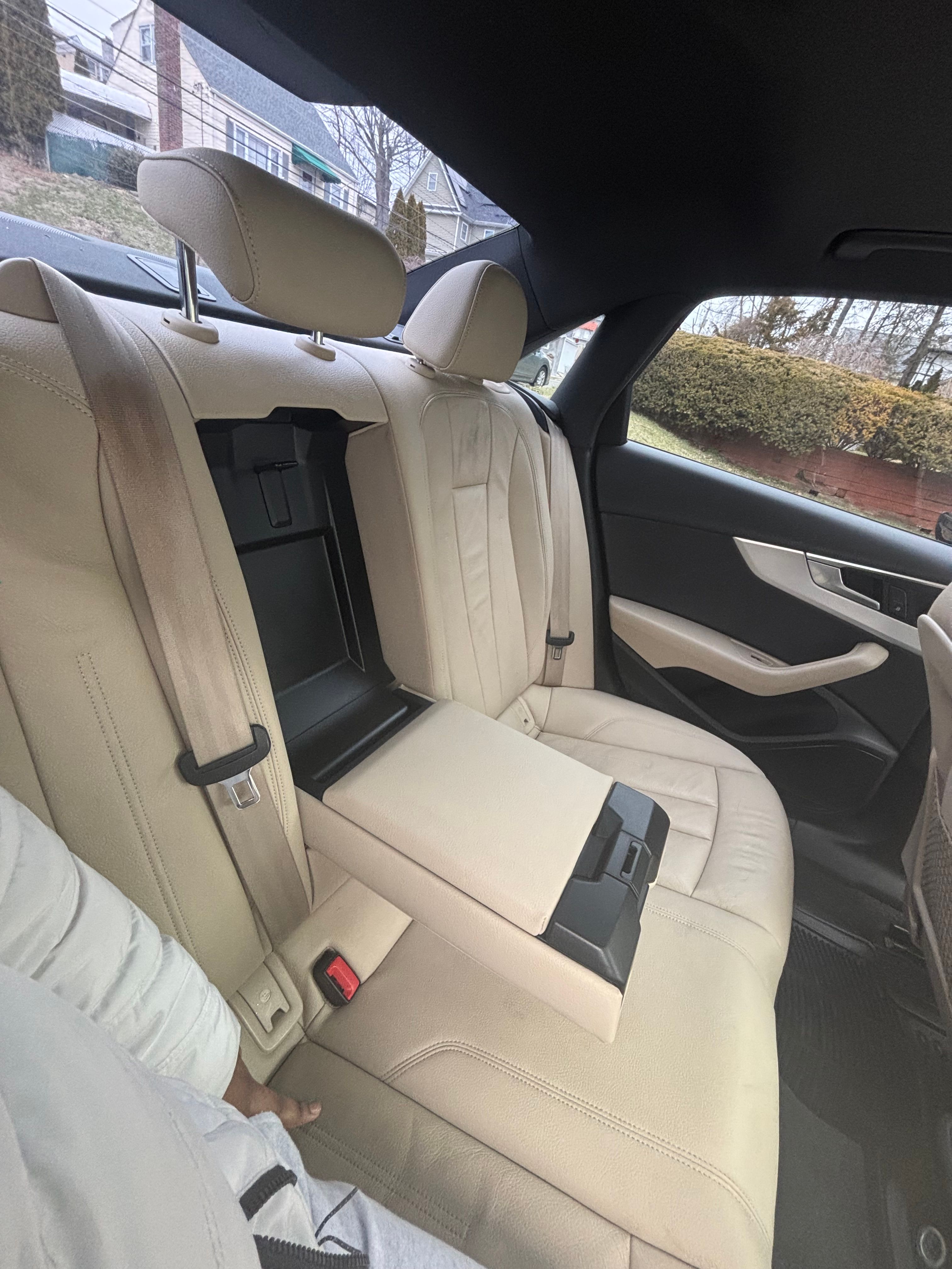 Used 2017 Audi A4 2.0T Premium FWD image 10