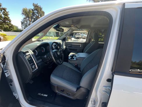 Used 2015 RAM 2500 Big Horn image 10