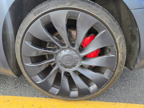 Used 2022 Tesla Model 3 Performance image 25