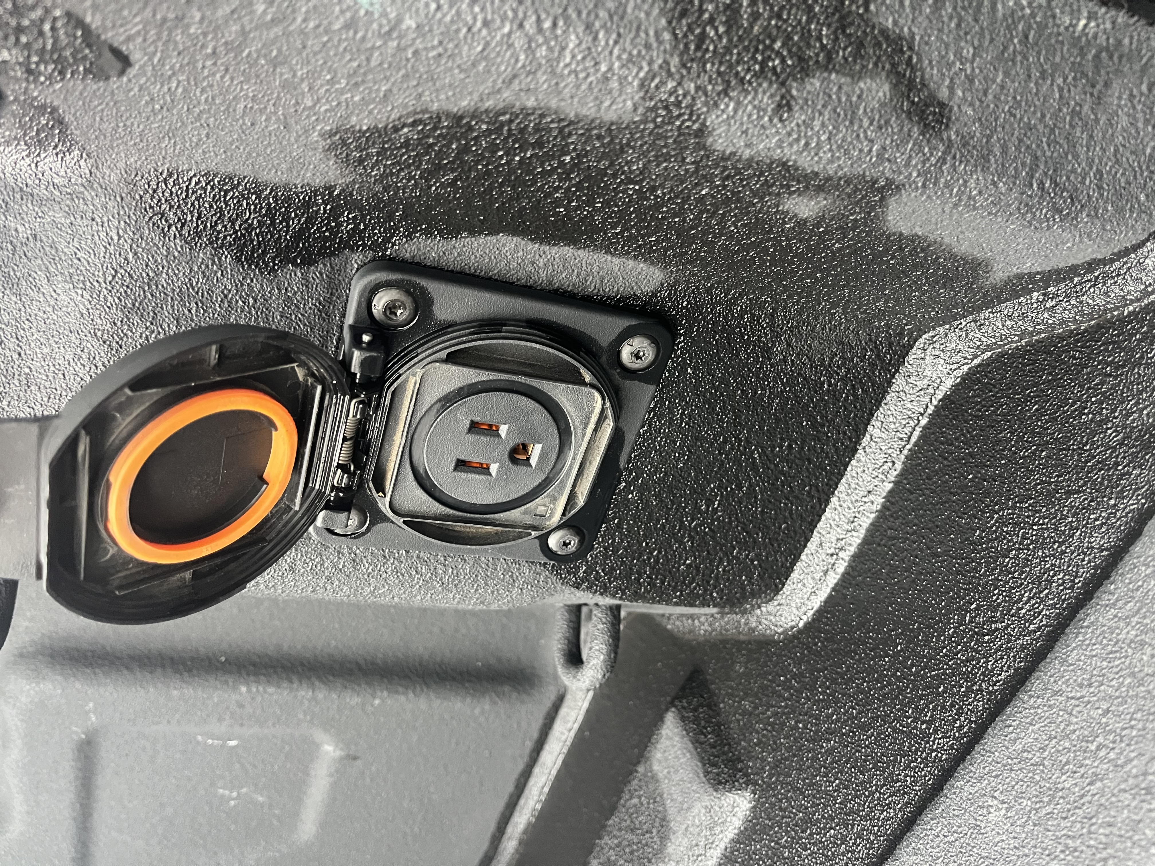 Used 2023 Chevrolet Silverado 1500 RST AWD/4WD image 6