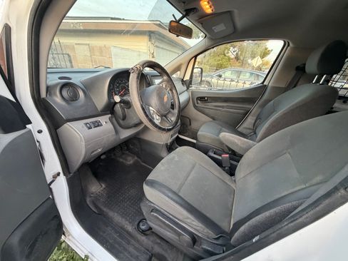 Used 2017 Chevrolet City Express LT w/ Technology Package image 5