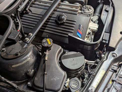 Used 2004 BMW M3 Convertible image 11