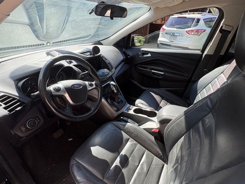 Used 2016 Ford Escape SE w/ Leather Comfort Package FWD image 10