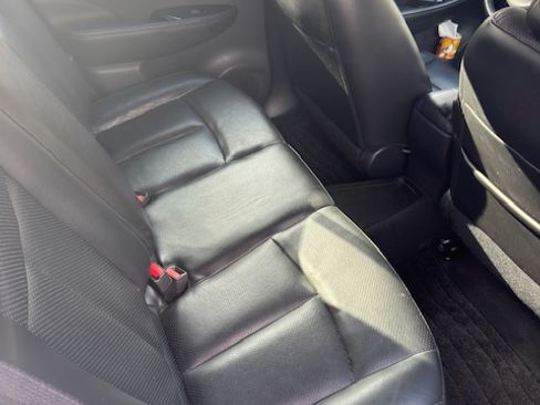 Used 2015 Nissan Leaf SL image 6