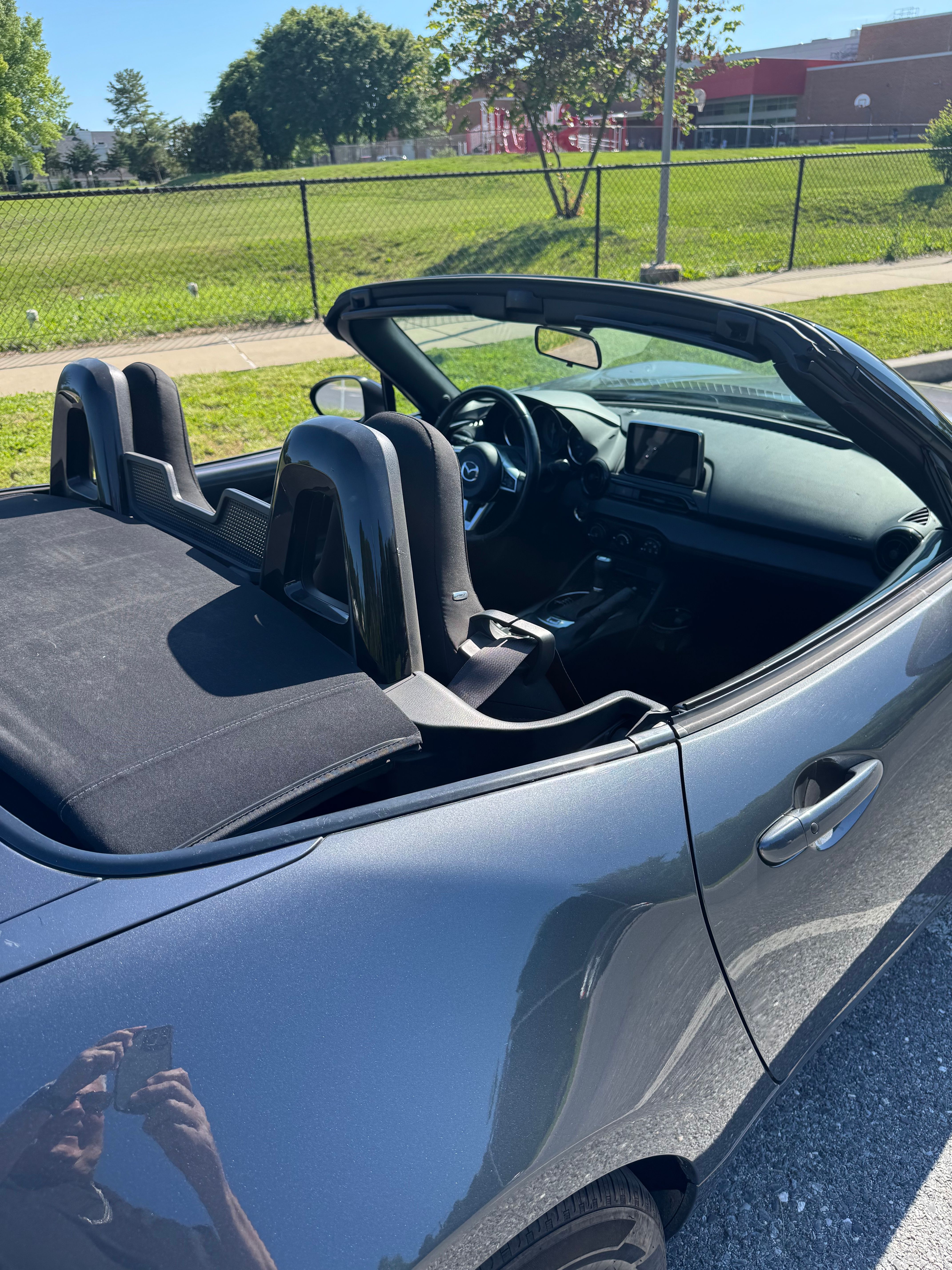 Used 2016 MAZDA MX-5 Miata Club RWD image 4