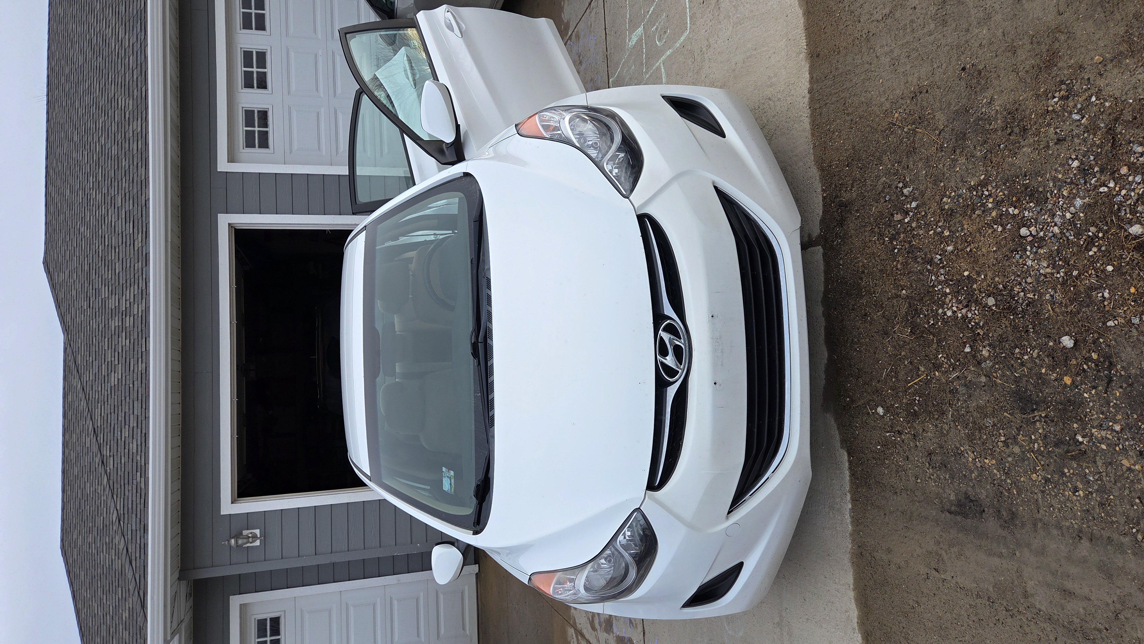 Used 2013 Hyundai Elantra GLS FWD image 5