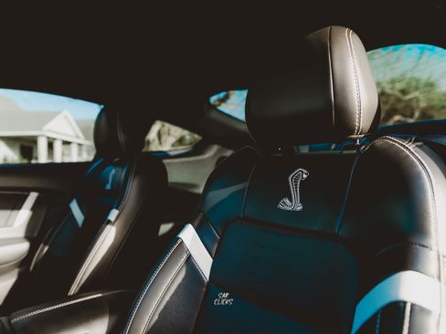 Used 2022 Ford Mustang Shelby GT500 w/ Technology Package image 19