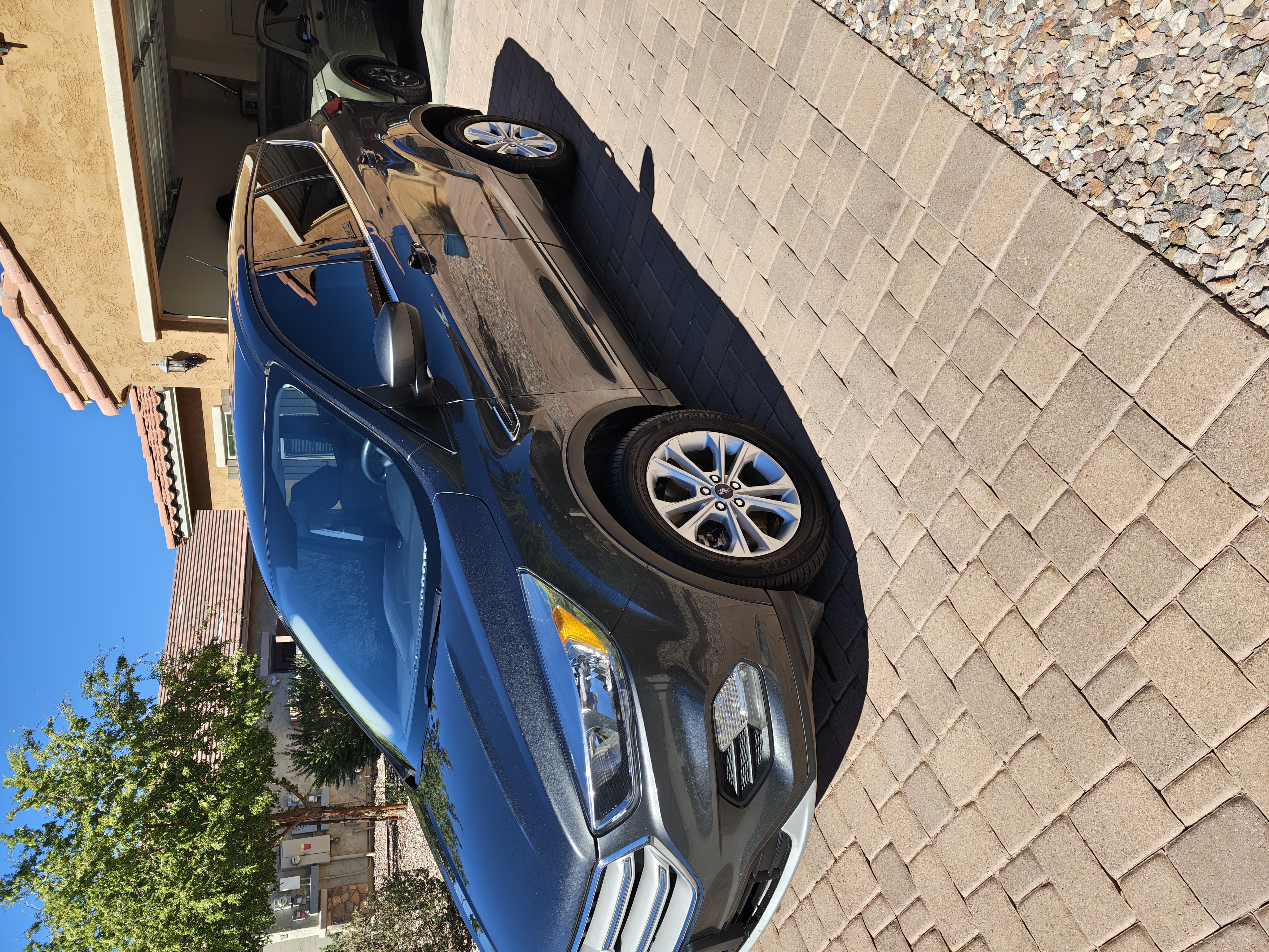Used 2019 Ford Escape SE AWD/4WD image 4
