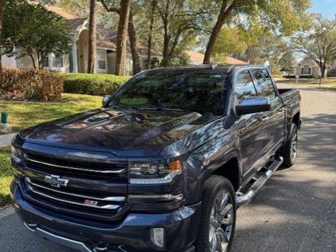 Used 2018 Chevrolet Silverado 1500 LTZ Z71 w/ Centennial Edition image 8