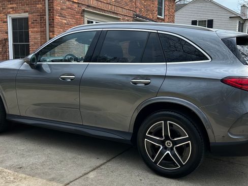 Used 2023 Mercedes-Benz GLC 300 4MATIC image 16