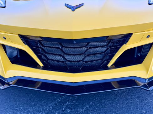 Used 2025 Chevrolet Corvette E-Ray image 29