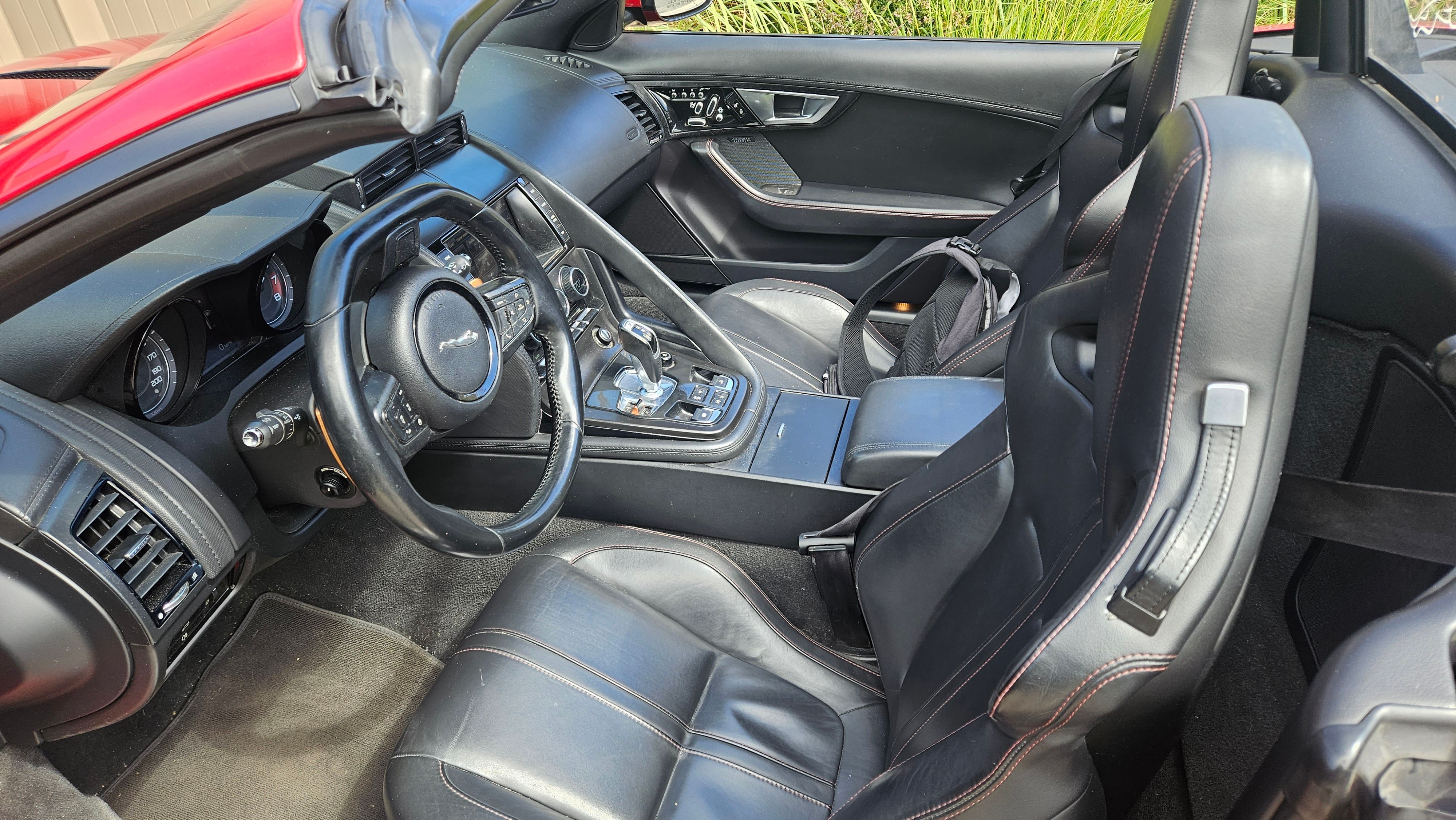 Used 2014 Jaguar F-TYPE S RWD image 8