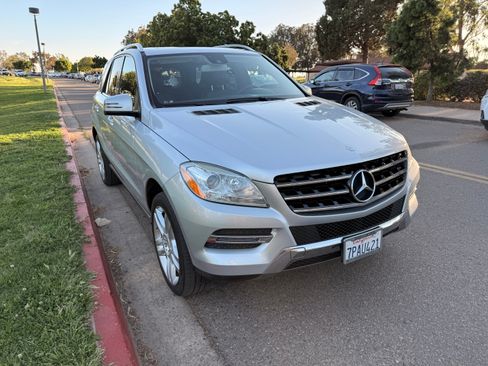 Used 2015 Mercedes-Benz ML 350 4MATIC image 2