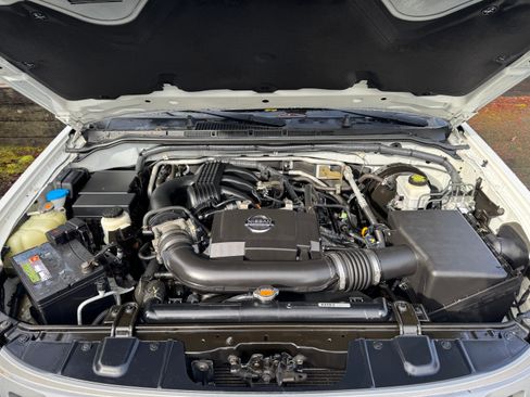 Used 2013 Nissan Xterra S image 14