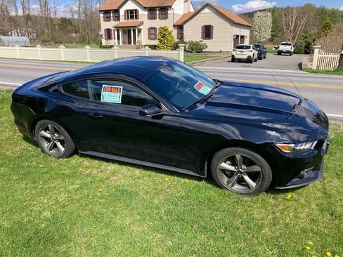 Used 2015 Ford Mustang Coupe w/ Equipment Group 051A image 1