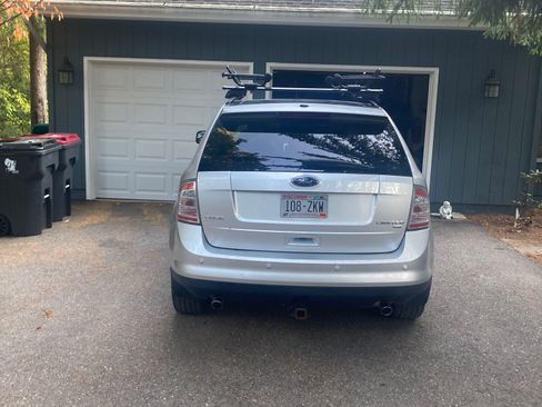 Used 2010 Ford Edge Limited image 5