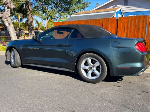 Used 2016 Ford Mustang Convertible image 6
