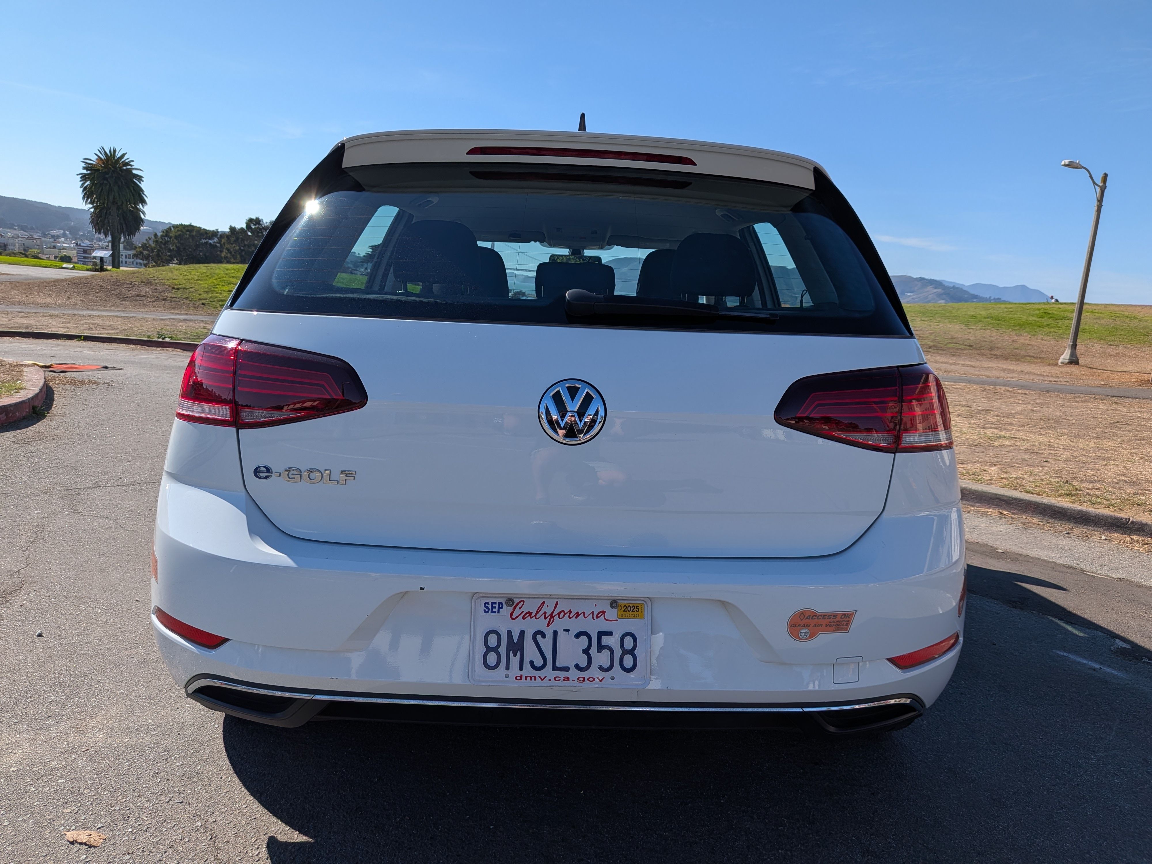 Used 2019 Volkswagen e-Golf SE w/ Driver Assistance Package FWD image 10