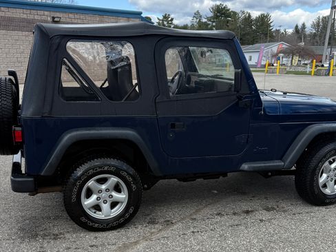 Used 2002 Jeep Wrangler X image 1