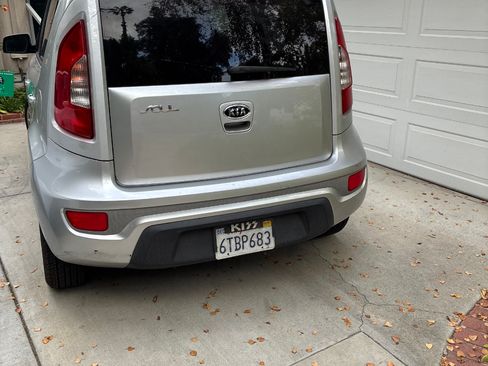 Used 2012 Kia Soul + image 2