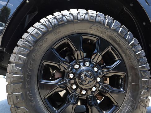 Used 2021 RAM 2500 Limited AWD/4WD image 18