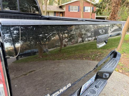 Used 2013 Toyota Tacoma 4x4 Double Cab w/ TRD Sport Pkg image 13