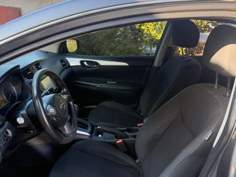 Used 2019 Nissan Sentra S FWD image 4