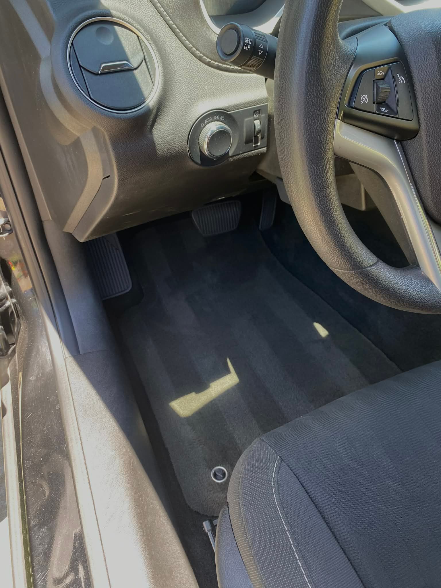 Used 2012 Chevrolet Camaro LS RWD image 10