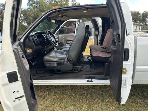Used 2001 Dodge Ram 3500 Truck 2WD Quad Cab image 12