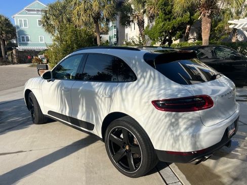 Used 2018 Porsche Macan S image 4