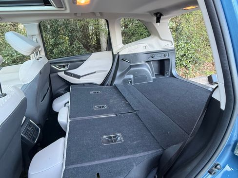 Used 2020 Subaru Forester Premium image 12