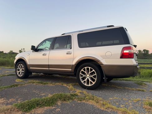 Used 2015 Ford Expedition EL King Ranch AWD/4WD image 29