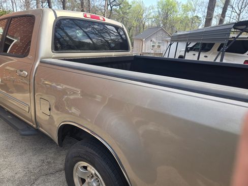 Used 2004 Toyota Tundra SR5 image 2