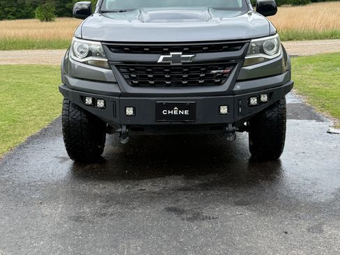 Used 2018 Chevrolet Colorado ZR2 AWD/4WD image 2