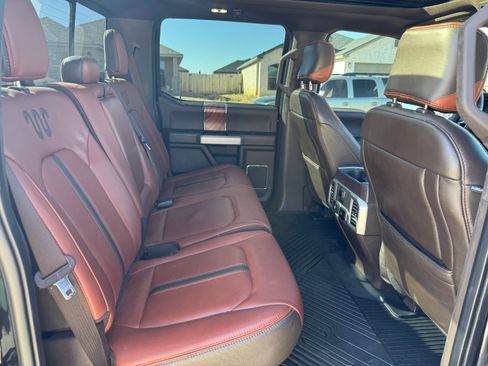 Used 2019 Ford F150 King Ranch image 14