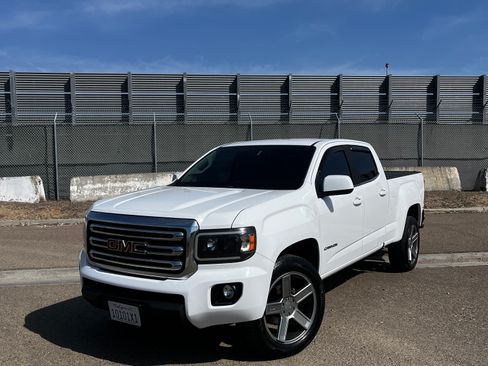 Used 2016 GMC Canyon SLE RWD image 1