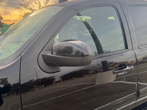 Used 2013 Chevrolet Tahoe LT w/ Luxury Package image 11