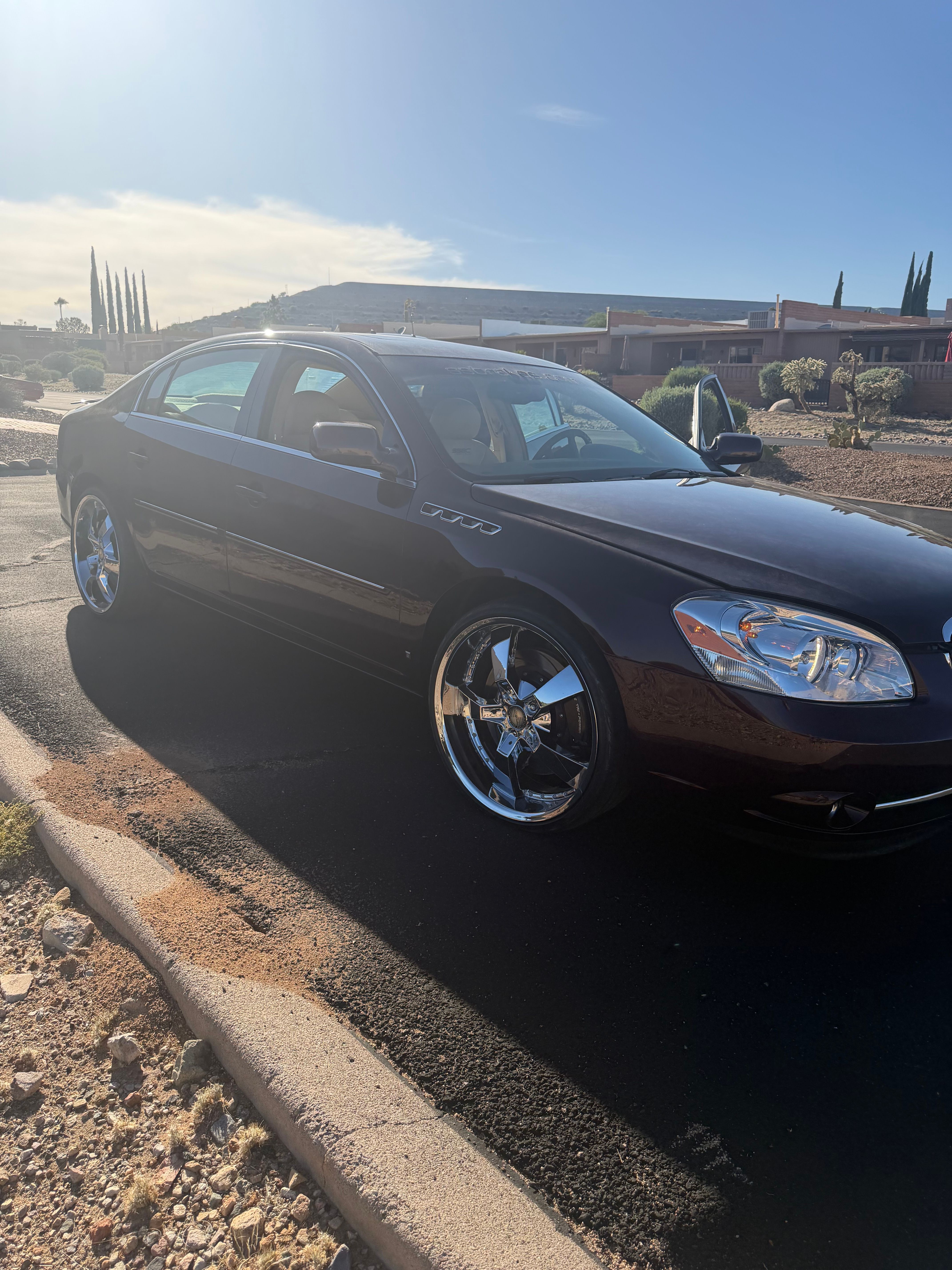 Used 2006 Buick Lucerne CXS w/ Driver Confidence Package FWD image 8