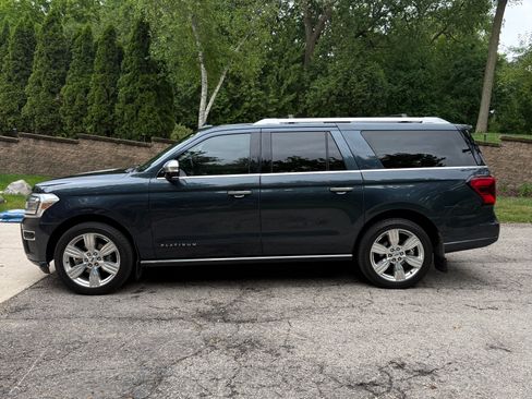 Used 2022 Ford Expedition Max Platinum AWD/4WD image 9