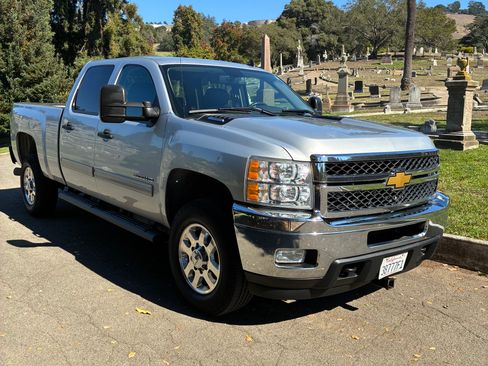 Used 2012 Chevrolet Silverado 2500 LT w/ Interior Plus Package image 13