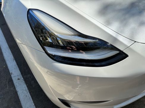 Used 2022 Tesla Model Y Long Range image 20