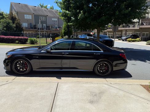 Used 2019 Mercedes-Benz S 63 AMG S 63 AMG Sedan 4D image 2