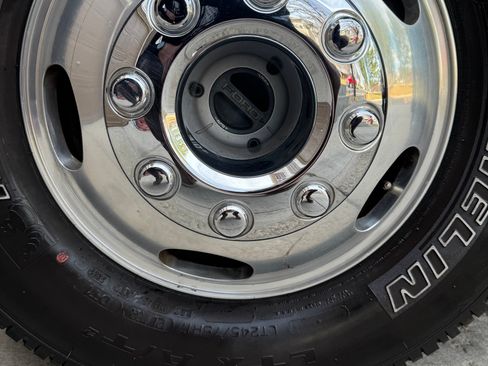 Used 2019 Ford F350 Lariat w/ Lariat Ultimate Package image 18