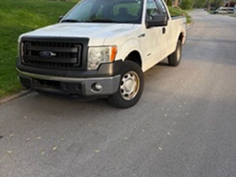Used 2014 Ford F150 XL w/ Equipment Group 101A Mid image 1