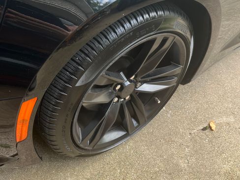 Used 2018 Chevrolet Camaro SS RWD image 16
