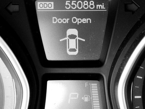 Used 2015 Hyundai Elantra GT w/ Option Group 02 image 15