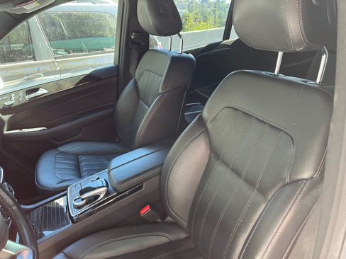 Used 2017 Mercedes-Benz GLS 450 4MATIC image 12