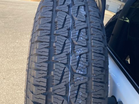 Used 2017 Jeep Wrangler Unlimited Sport image 28