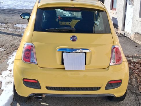 Used 2013 FIAT 500 Sport w/ Comfort/Convenience Group image 2