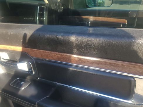 Used 2017 RAM 1500 Laramie AWD/4WD image 21